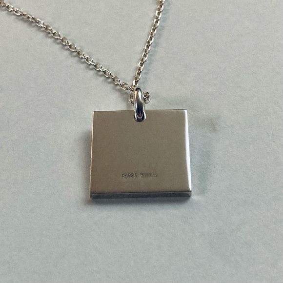 GUCCI Large Square Pendant Necklace Signature Trademark Logo Silver $450 New box - Picture 7 of 16